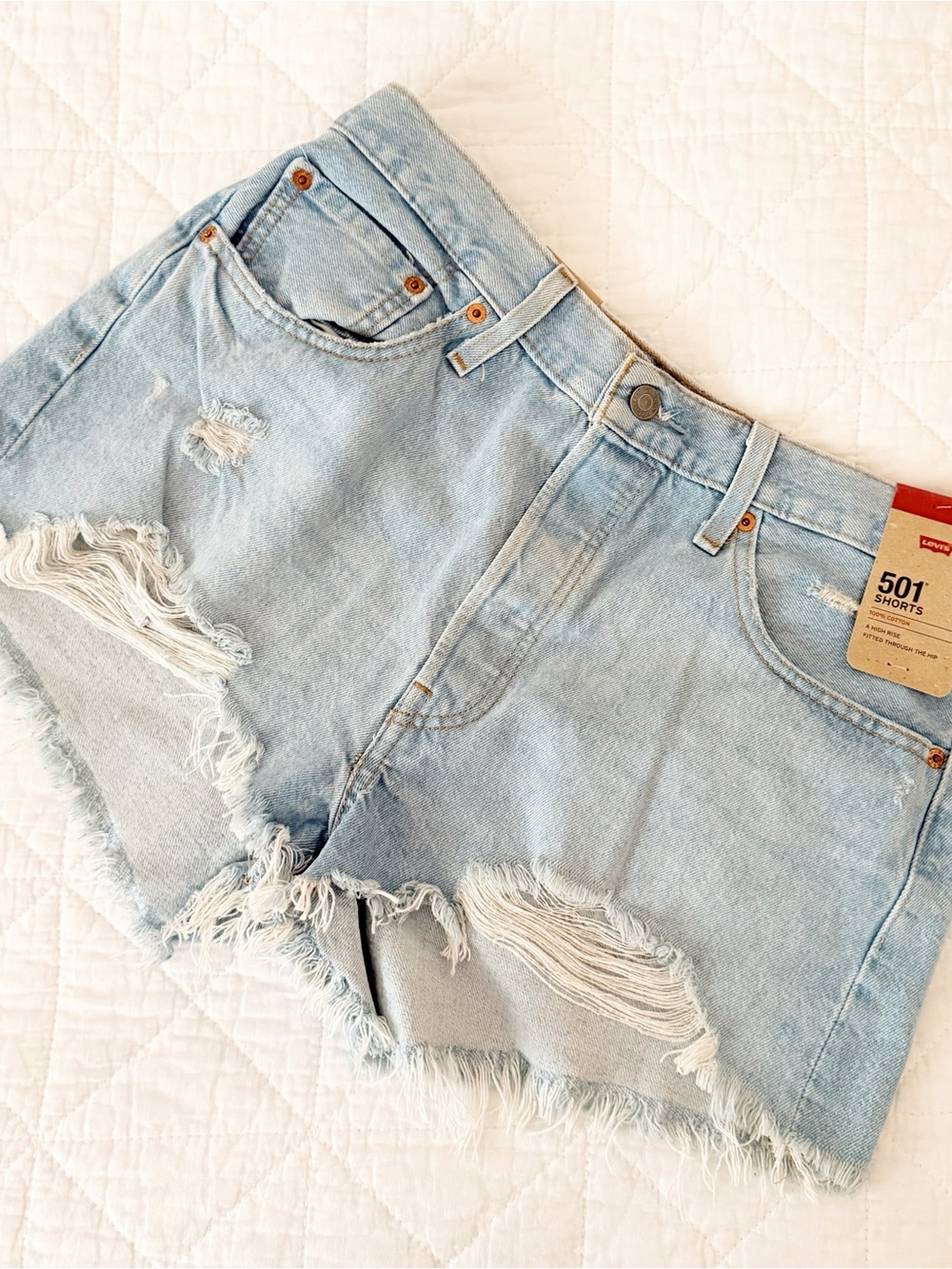 NEW Levi's 501 Light Wash Distressed Denim Shorts 32 NWT